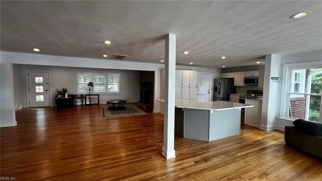 Chesapeake, Virginia 23321, United States, 3 Bedrooms Bedrooms, ,2 BathroomsBathrooms,Residential,Pending,180257