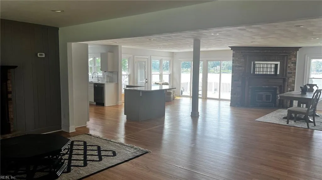 Chesapeake, Virginia 23321, United States, 3 Bedrooms Bedrooms, ,2 BathroomsBathrooms,Residential,Pending,180257