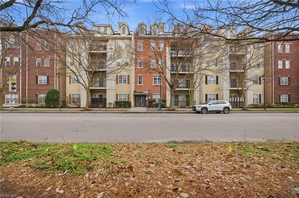 Photo of 1400 Granby St St #211, Norfolk, VA 23510 (MLS # 10621410)