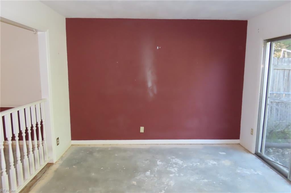 Photo of 5210 Clover Hill Dr Drive, Portsmouth, VA 23703 (MLS # 10657884)