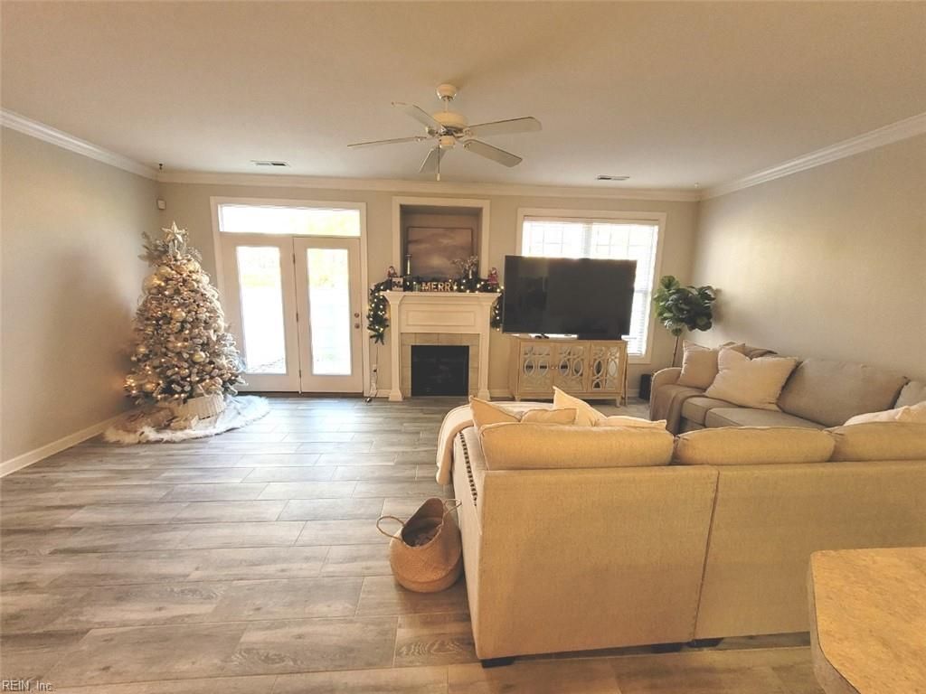 Photo of 512 Fieldstone Glen Way, Virginia Beach, VA 23454 (MLS # 10628386)