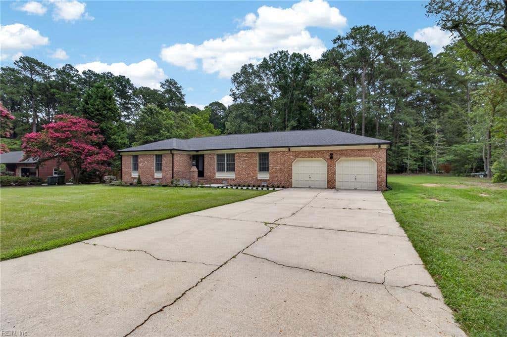 Photo of 103 Poplar Point Rd Road, Yorktown, VA 23692 (MLS # 10644388)