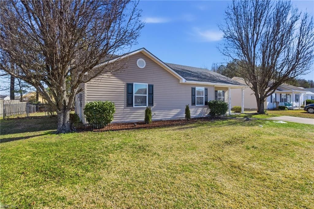 Photo of 1004 Jessica Street, Elizabeth City, NC 27909 (MLS # 10619375)