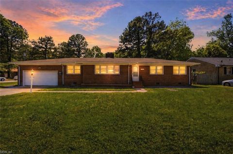 Photo of 1510 Landsworth Street, Chesapeake, VA 23324 (MLS # 10631001)