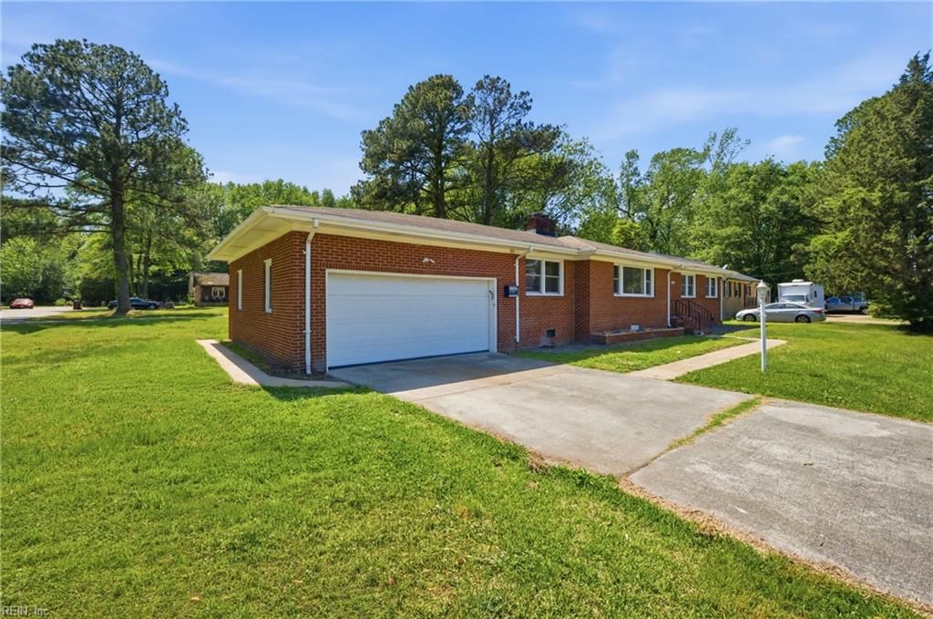 Photo of 1510 Landsworth Street, Chesapeake, VA 23324 (MLS # 10631001)