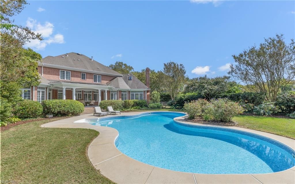 Photo of 1849 S Woodside Lane, Virginia Beach, VA 23454 (MLS # 10614498)