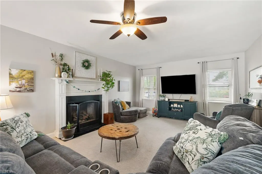 Virginia Beach, Virginia 23456, United States, 4 Bedrooms Bedrooms, ,3 BathroomsBathrooms,Residential,Active,116999