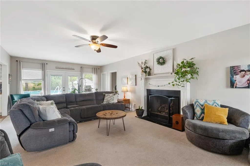 Virginia Beach, Virginia 23456, United States, 4 Bedrooms Bedrooms, ,3 BathroomsBathrooms,Residential,Active,116999