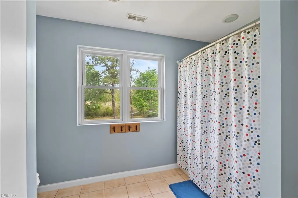 Virginia Beach, Virginia 23456, United States, 4 Bedrooms Bedrooms, ,3 BathroomsBathrooms,Residential,Active,116999