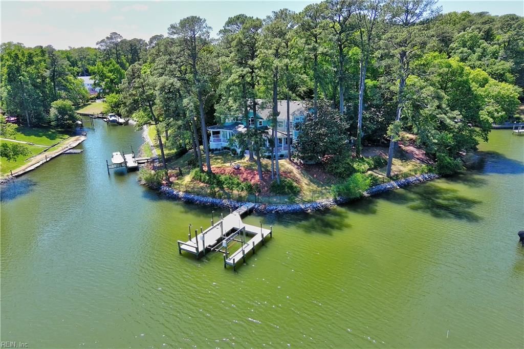 Photo of 1644 Duke Of Windsor Road, Virginia Beach, VA 23454 (MLS # 10634482)