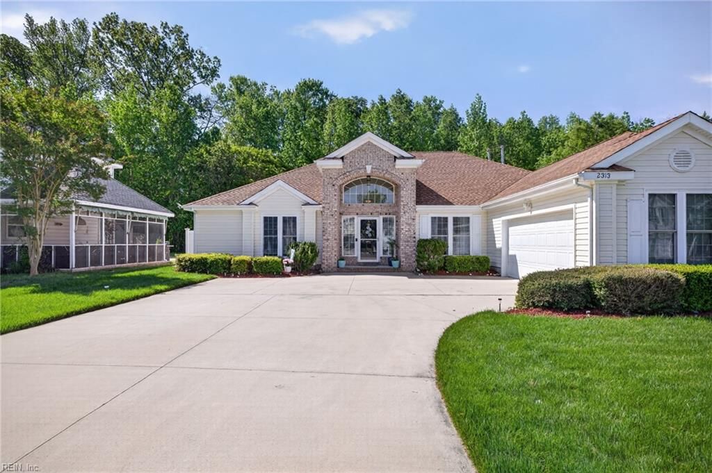 Photo of 2313 Edmenton Drive, Virginia Beach, VA 23456 (MLS # 10631307)