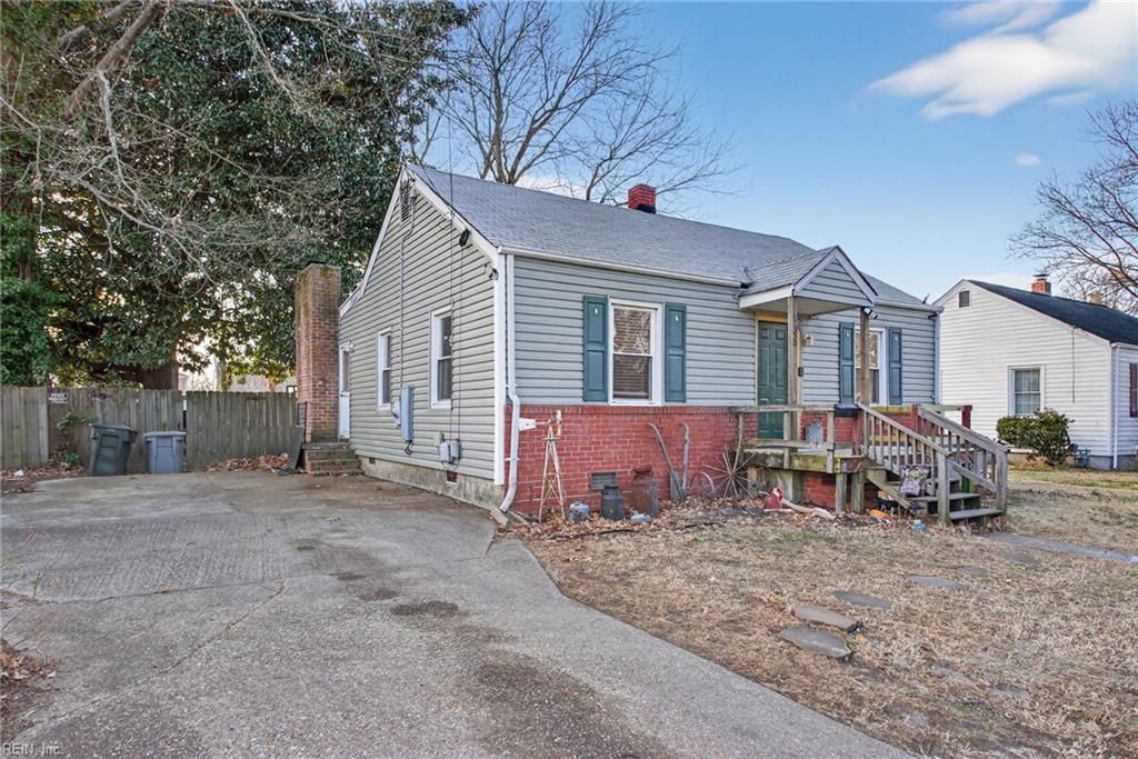Photo of 135 Roland Drive, Hampton, VA 23669 (MLS # 10629134)
