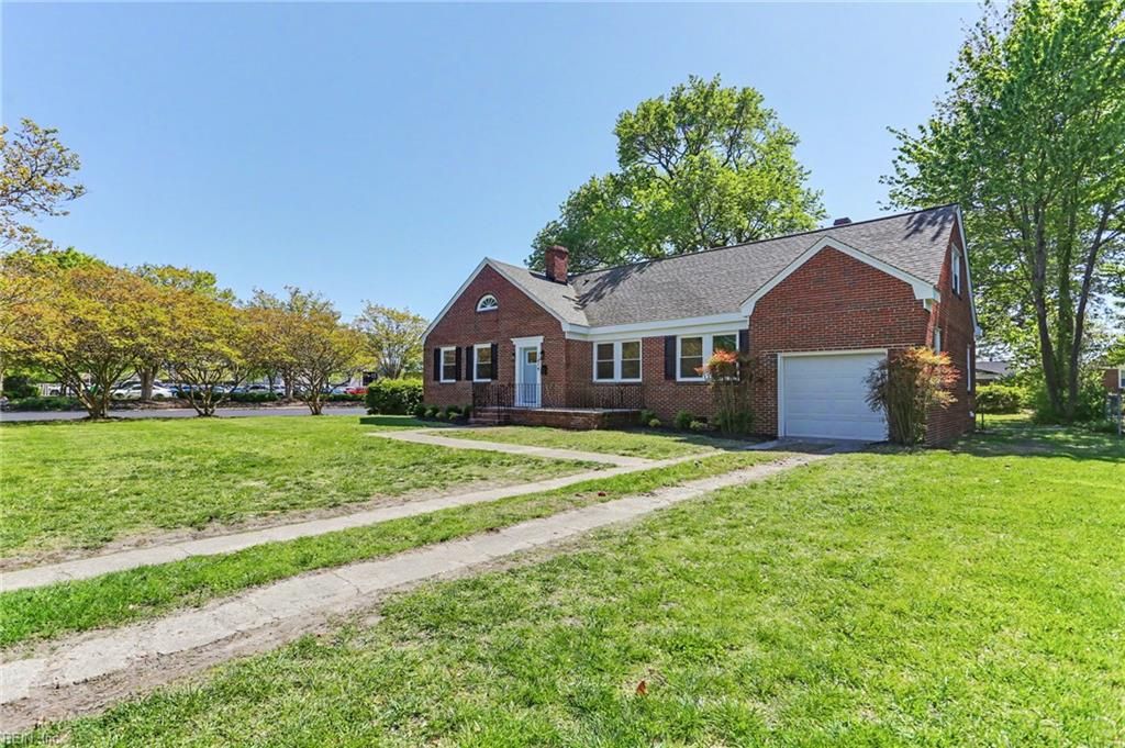 Photo of 414 West Road, Portsmouth, VA 23707 (MLS # 10629290)