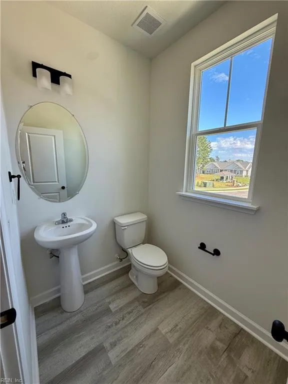 Suffolk, Virginia 23435, United States, 3 Bedrooms Bedrooms, ,3 BathroomsBathrooms,Residential,Active,252283