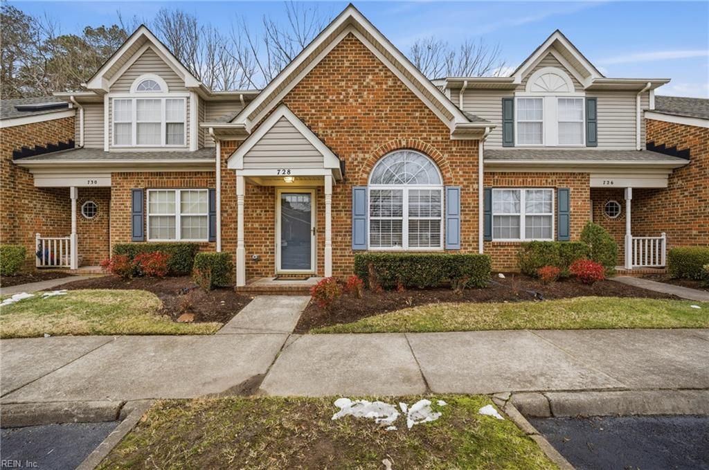 Photo of 728 W Lake Circle, Chesapeake, VA 23322 (MLS # 10619287)