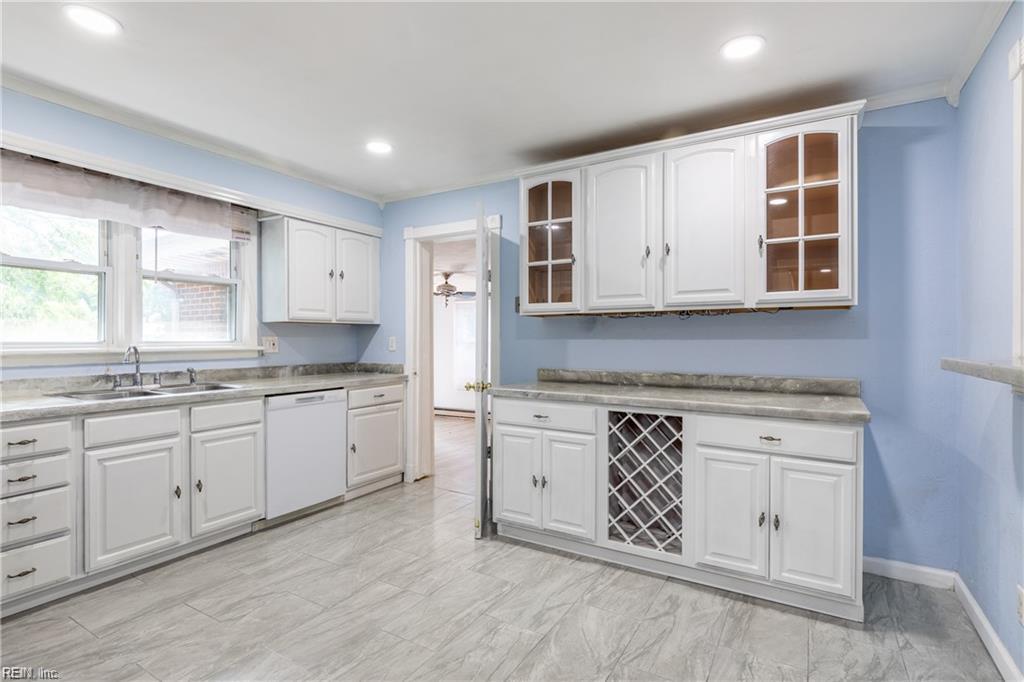300 Pefley DR