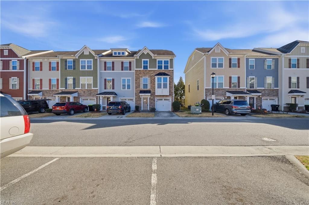 Photo of 4311 Salt Marsh Lane, Chesapeake, VA 23324 (MLS # 10617335)