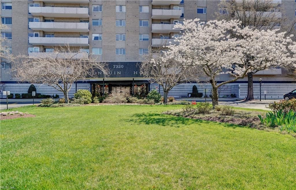 Photo of 7320 Glenroie Avenue #2G, Norfolk, VA 23505 (MLS # 10603311)