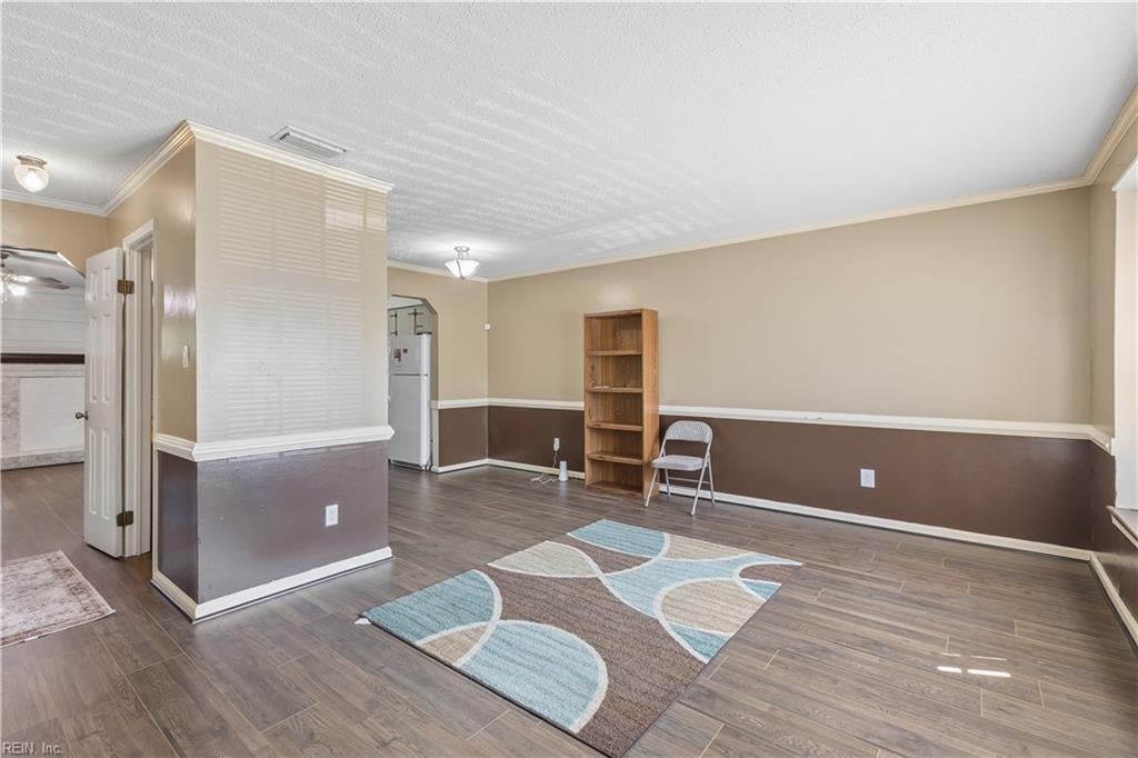 Photo of 5504 Professor Court, Virginia Beach, VA 23462 (MLS # 10651620)