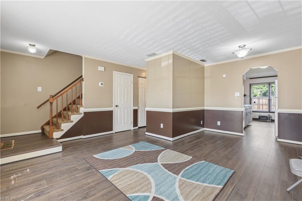 Photo of 5504 Professor Court, Virginia Beach, VA 23462 (MLS # 10651620)