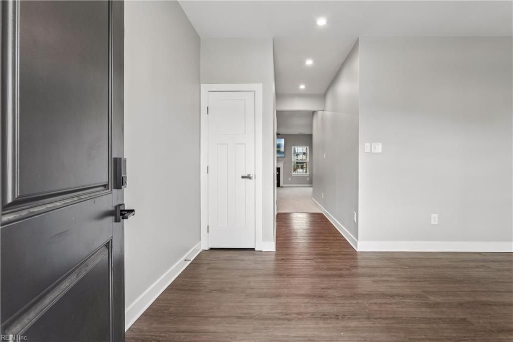 Photo of 102 Oxford Run, Poquoson, VA 23662 (MLS # 10623810)