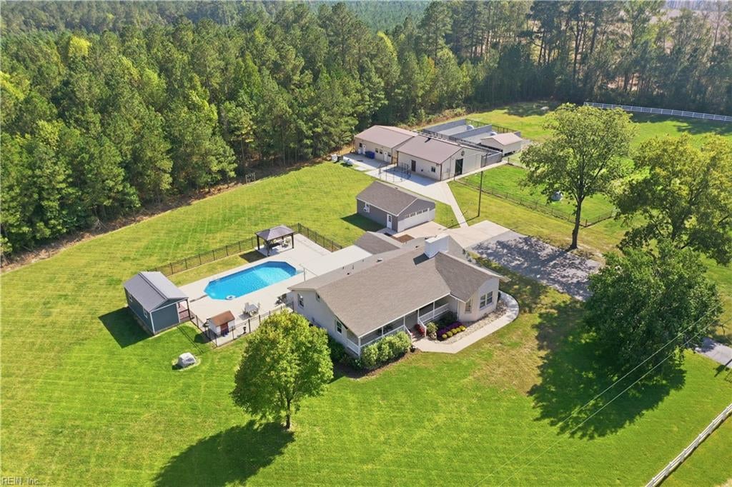 Photo of 2443 Freeman Mill Road, Suffolk, VA 23438 (MLS # 10658431)