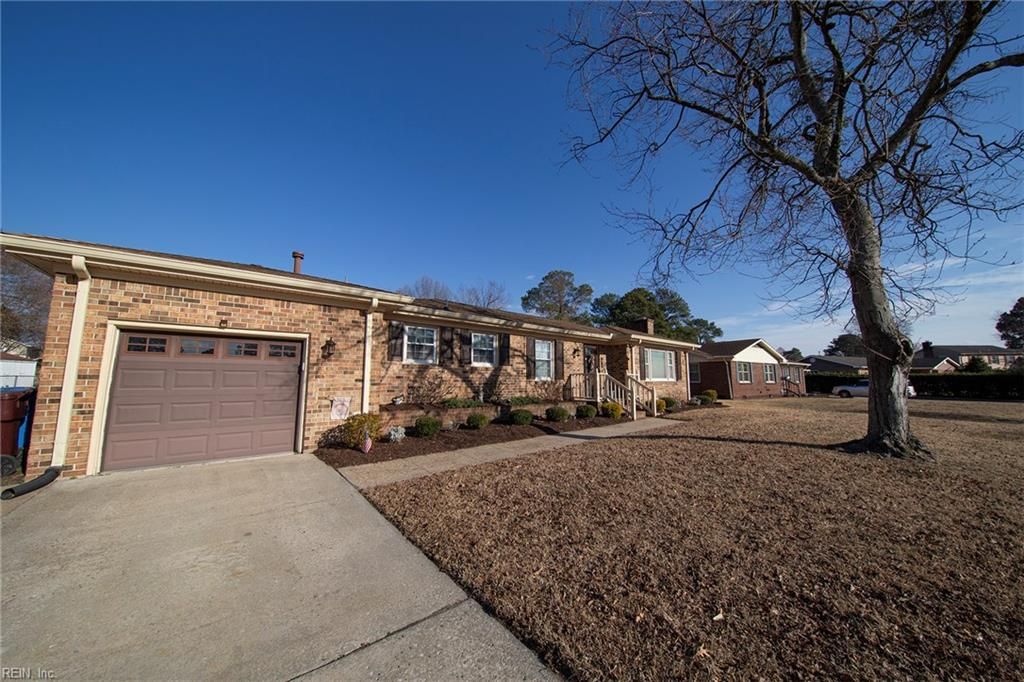 Photo of 2913 Stratford Drive, Chesapeake, VA 23321 (MLS # 10620217)