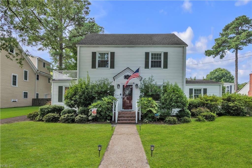 Photo of 1411 Monterey Avenue, Norfolk, VA 23508 (MLS # 10607563)