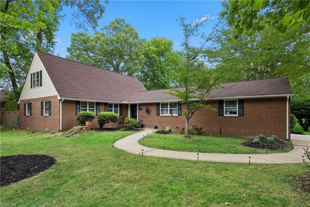 Photo of 116 Stevens Road, Newport News, VA 23608 (MLS # 10633184)