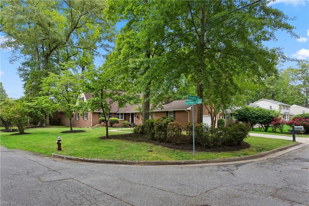 Photo of 116 Stevens Road, Newport News, VA 23608 (MLS # 10633184)