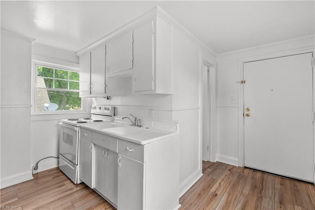 Photo of 104 Utah Street, Portsmouth, VA 23701 (MLS # 10632930)