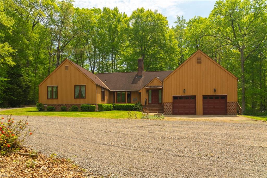 Photo of 14009 Tribe Lane Ln, Ashland, VA 23005 (MLS # 10638078)