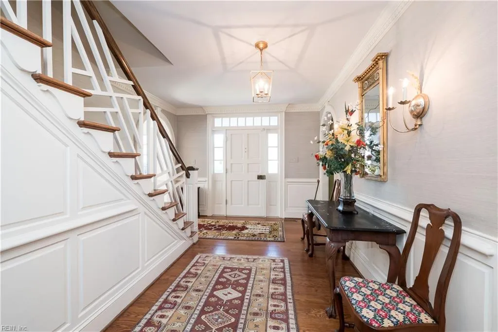 Virginia Beach, Virginia 23451, United States, 5 Bedrooms Bedrooms, ,5 BathroomsBathrooms,Residential,Pending,76808