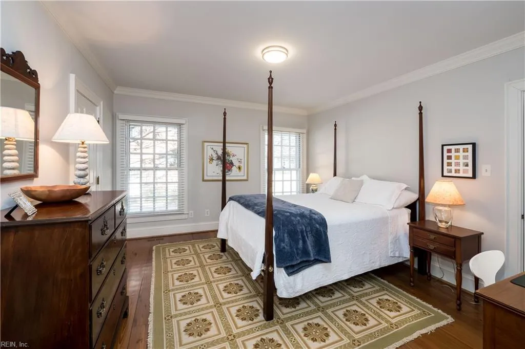 Virginia Beach, Virginia 23451, United States, 5 Bedrooms Bedrooms, ,5 BathroomsBathrooms,Residential,Pending,76808