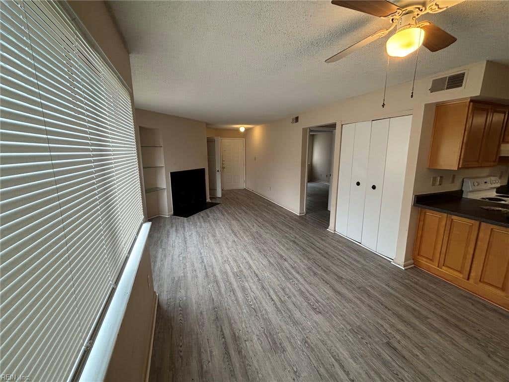 Photo of 521 Abbot Muse, Virginia Beach, VA 23452 (MLS # 10648211)