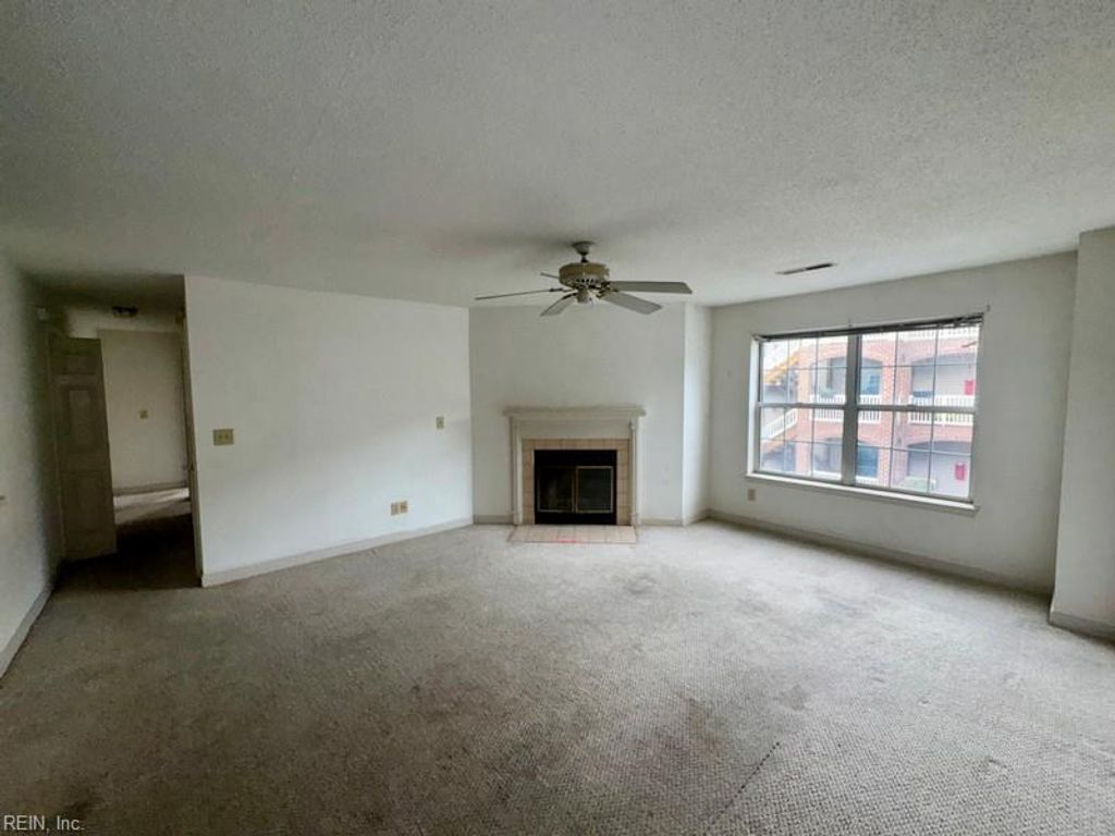 Photo of 418 Delaware Avenue #205, Norfolk, VA 23508 (MLS # 10606349)