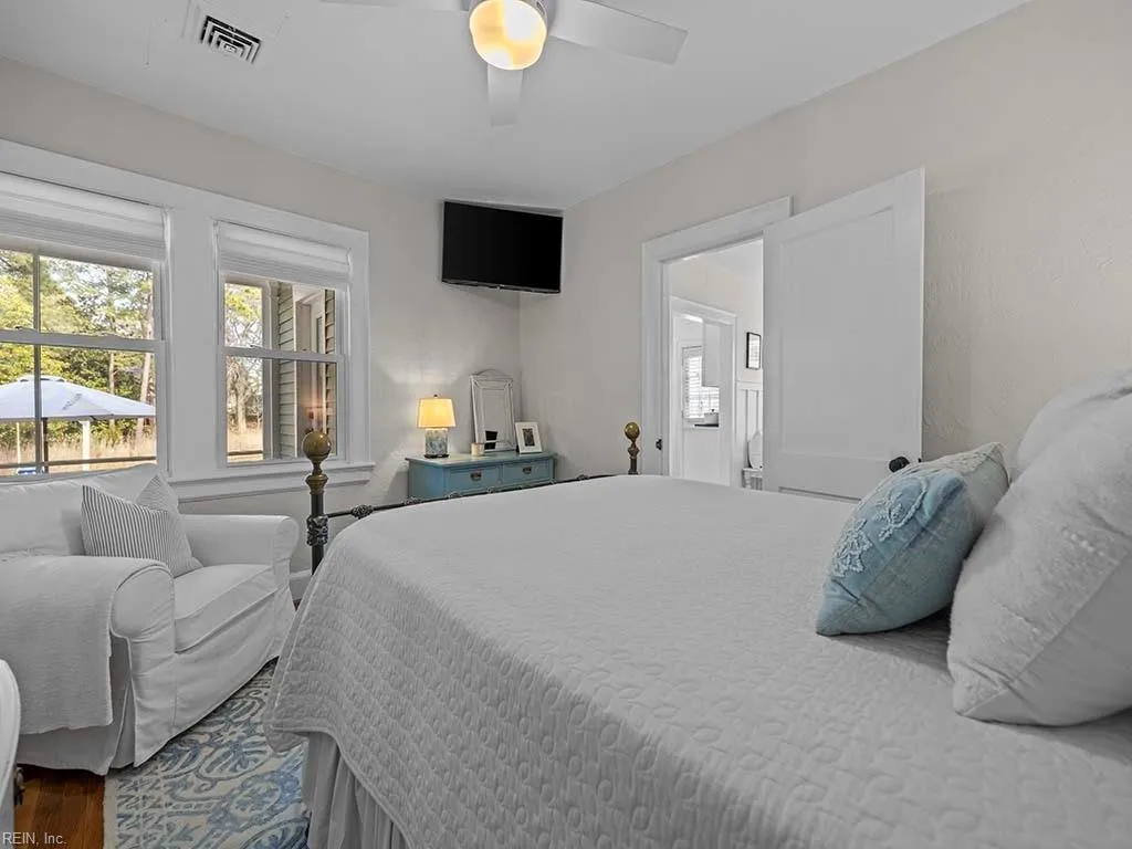 Portsmouth, Virginia 23703, United States, 3 Bedrooms Bedrooms, ,2 BathroomsBathrooms,Residential,Pending,10571