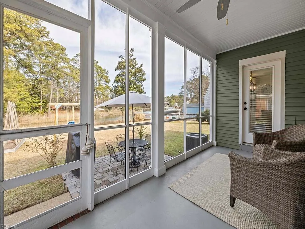 Portsmouth, Virginia 23703, United States, 3 Bedrooms Bedrooms, ,2 BathroomsBathrooms,Residential,Pending,10571