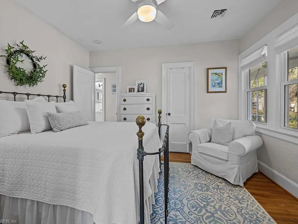 Portsmouth, Virginia 23703, United States, 3 Bedrooms Bedrooms, ,2 BathroomsBathrooms,Residential,Pending,10571