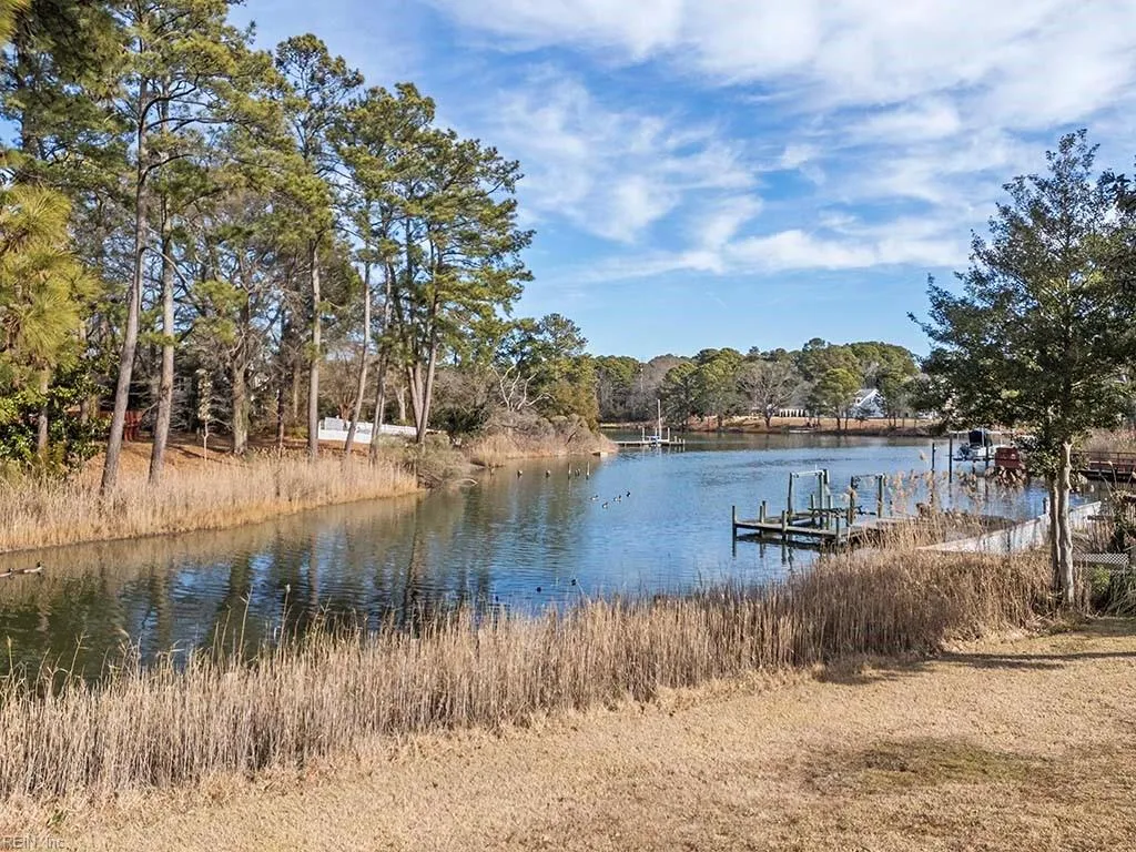 Portsmouth, Virginia 23703, United States, 3 Bedrooms Bedrooms, ,2 BathroomsBathrooms,Residential,Pending,10571