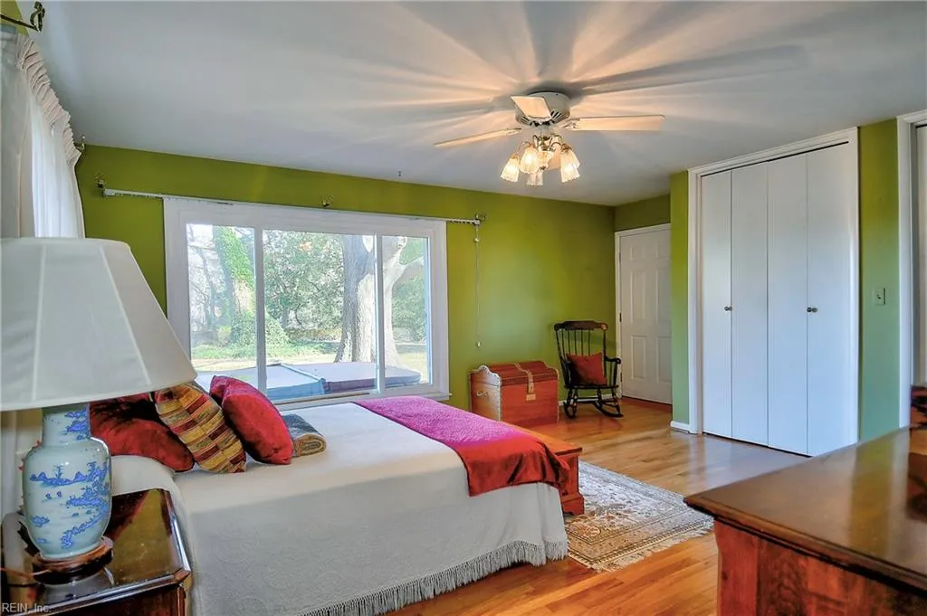 Virginia Beach, Virginia 23455, United States, 3 Bedrooms Bedrooms, ,3 BathroomsBathrooms,Residential,Pending,21325