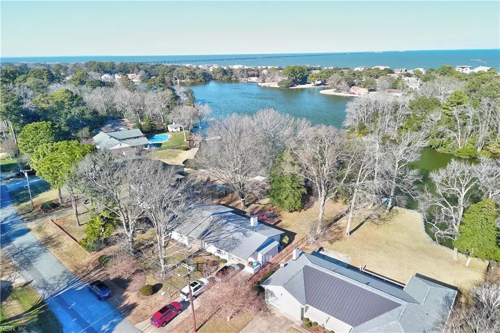 Virginia Beach, Virginia 23455, United States, 3 Bedrooms Bedrooms, ,3 BathroomsBathrooms,Residential,Pending,21325