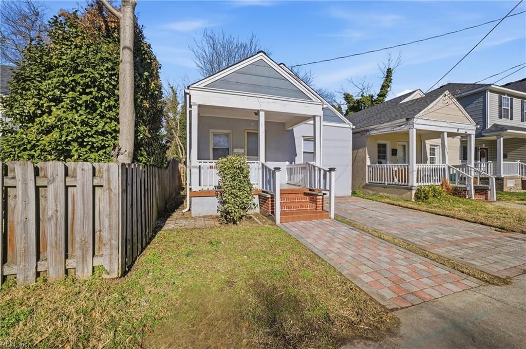 Photo of 1215 26th Street, Newport News, VA 23607 (MLS # 10619227)