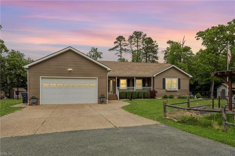 Photo of 2738 John Tyler Highway, Williamsburg, VA 23185 (MLS # 10631457)