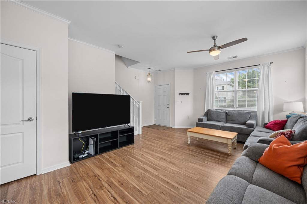 1426 Hambledon LOOP