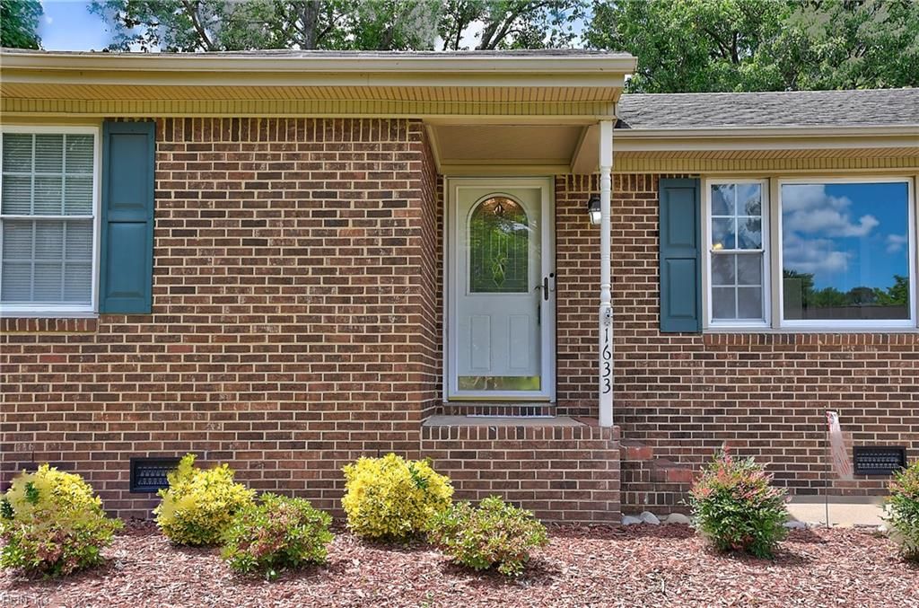 Photo of 1633 Guthrie Street, Virginia Beach, VA 23464 (MLS # 10634018)