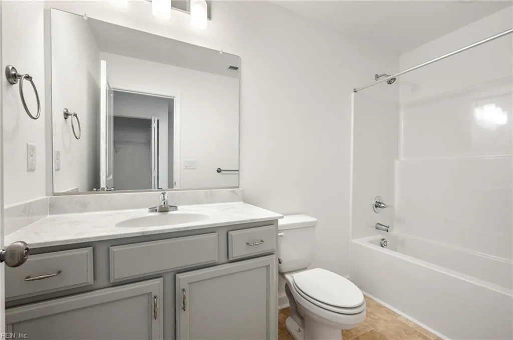 Suffolk, Virginia 23435, United States, 3 Bedrooms Bedrooms, ,3 BathroomsBathrooms,Residential,Pending,153244