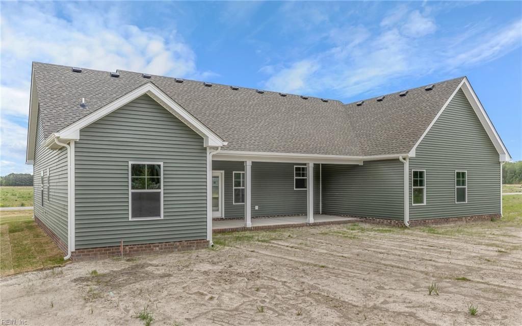 Photo of 104 Copper Run Loop, South Mills, NC 27976 (MLS # 10625150)