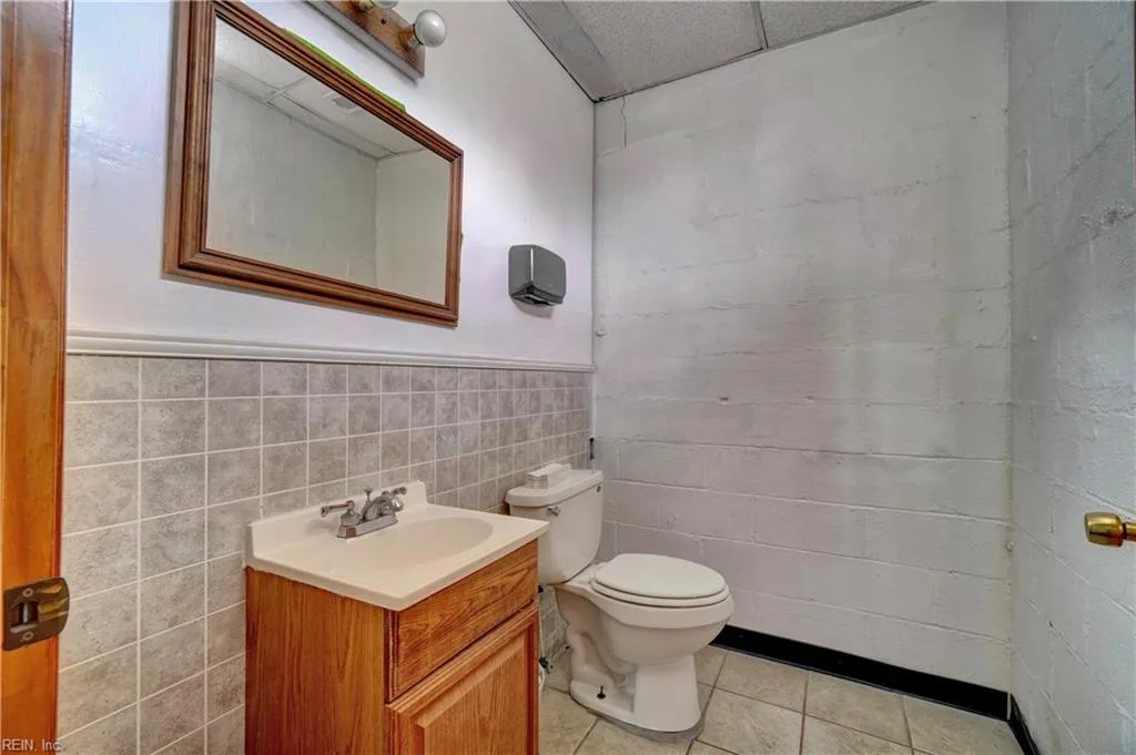 Smithfield, Virginia 23430, United States, ,Residential,Active,17993