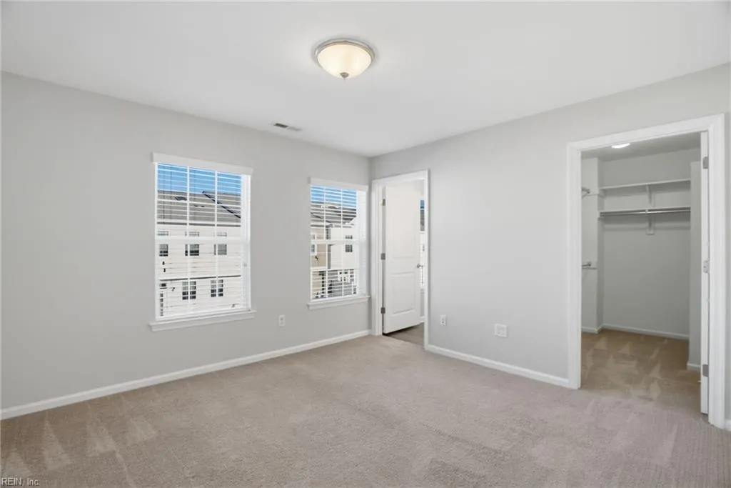 Virginia Beach, Virginia 23456, United States, 2 Bedrooms Bedrooms, ,3 BathroomsBathrooms,Residential,Active,256312